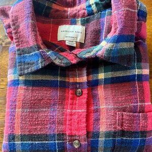 American Eagle Outfitters Men's Casual Plaid Shirt - Red and Blue